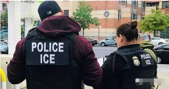 ICE5天逮捕31人，中国公民涉嫌卖淫伪造证件，身负递解令