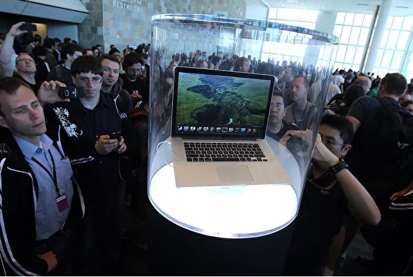 电池存燃烧风险 苹果召回MacBook Pro