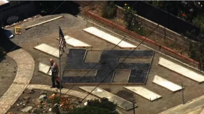 旧金山| 东湾居民在自家前院建纳粹标志引民众不安