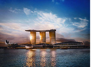 受贸易紧张局势拖累 新加坡再次下调年度经济增速