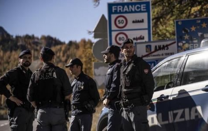 意大利警方开展大规模打黑行动逮捕300多人