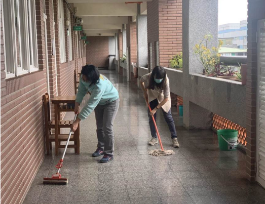 台湾北部高中出现群聚感染 全校学生停课