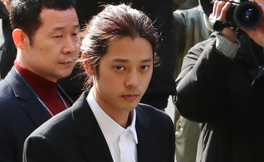 韩国歌手郑俊英因性暴力犯罪二审被判5年