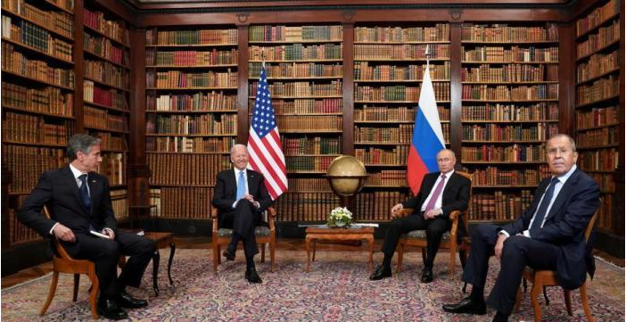 两个核大国握手言“核”之际，俄方撤军有玄机？