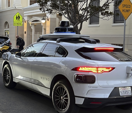在未来，旧金山会有更多的无人驾驶!!